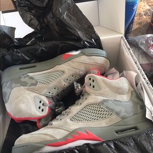 Camo/red retro 5’s